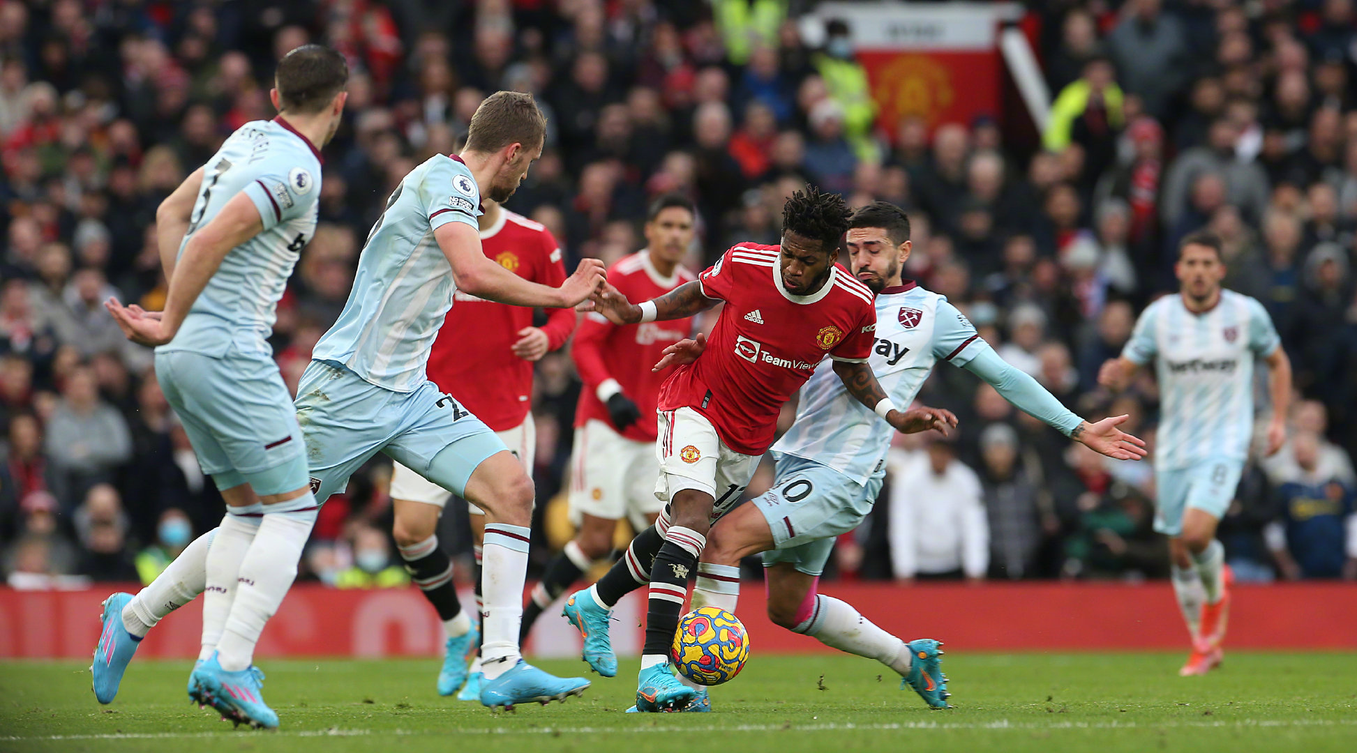 备受期待 备受期待