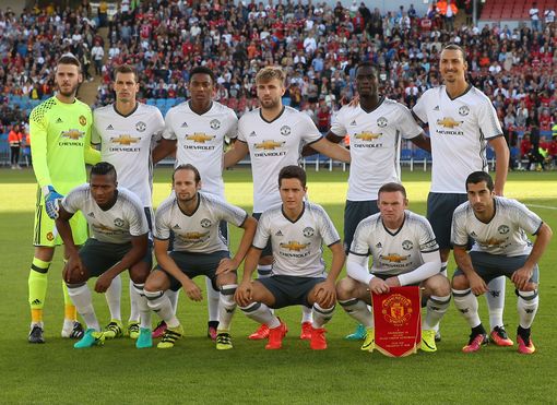 凭借其长传 凭借其长传