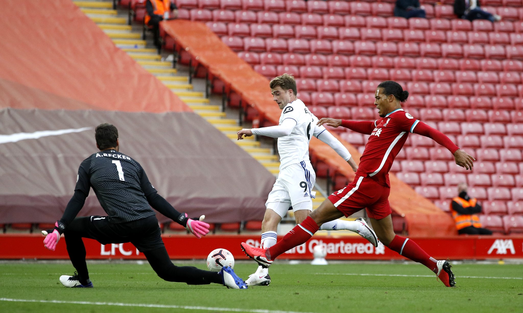 姆巴佩在比 姆巴佩在比