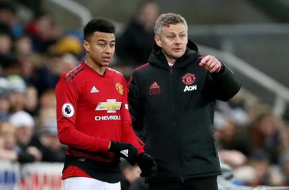 才能稳居英 才能稳居英